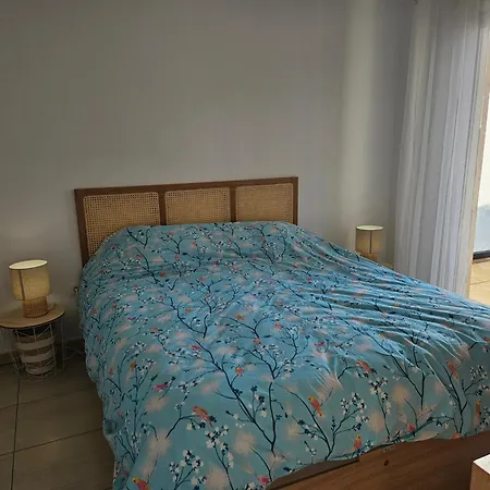 A Avec Piscine Et Terrasse Апартаменты Фрежюс